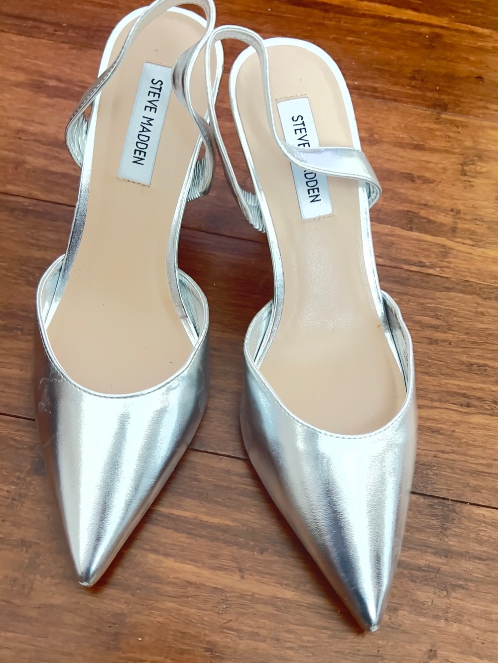 Steve Madden Metallic Silver Pointed Slingback Heels - Picture 2 of 7